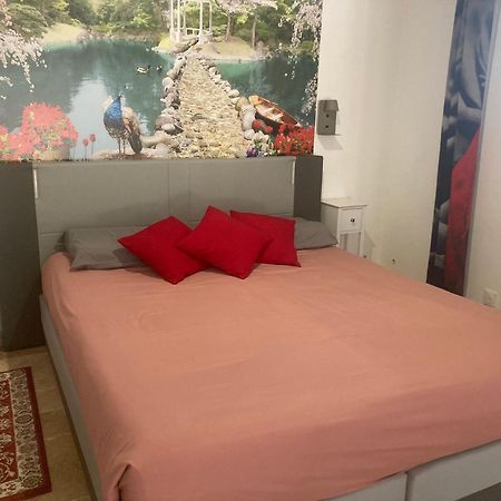 Le Studio D Aurelie Avec Spa Ete En Pleine Campagne Et Proche De Toute Commodite Roquemaure  Dış mekan fotoğraf