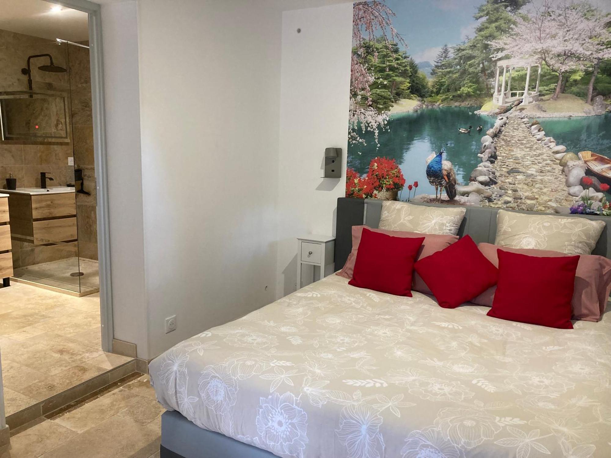 Le Studio D Aurelie Avec Spa Ete En Pleine Campagne Et Proche De Toute Commodite Roquemaure  Dış mekan fotoğraf